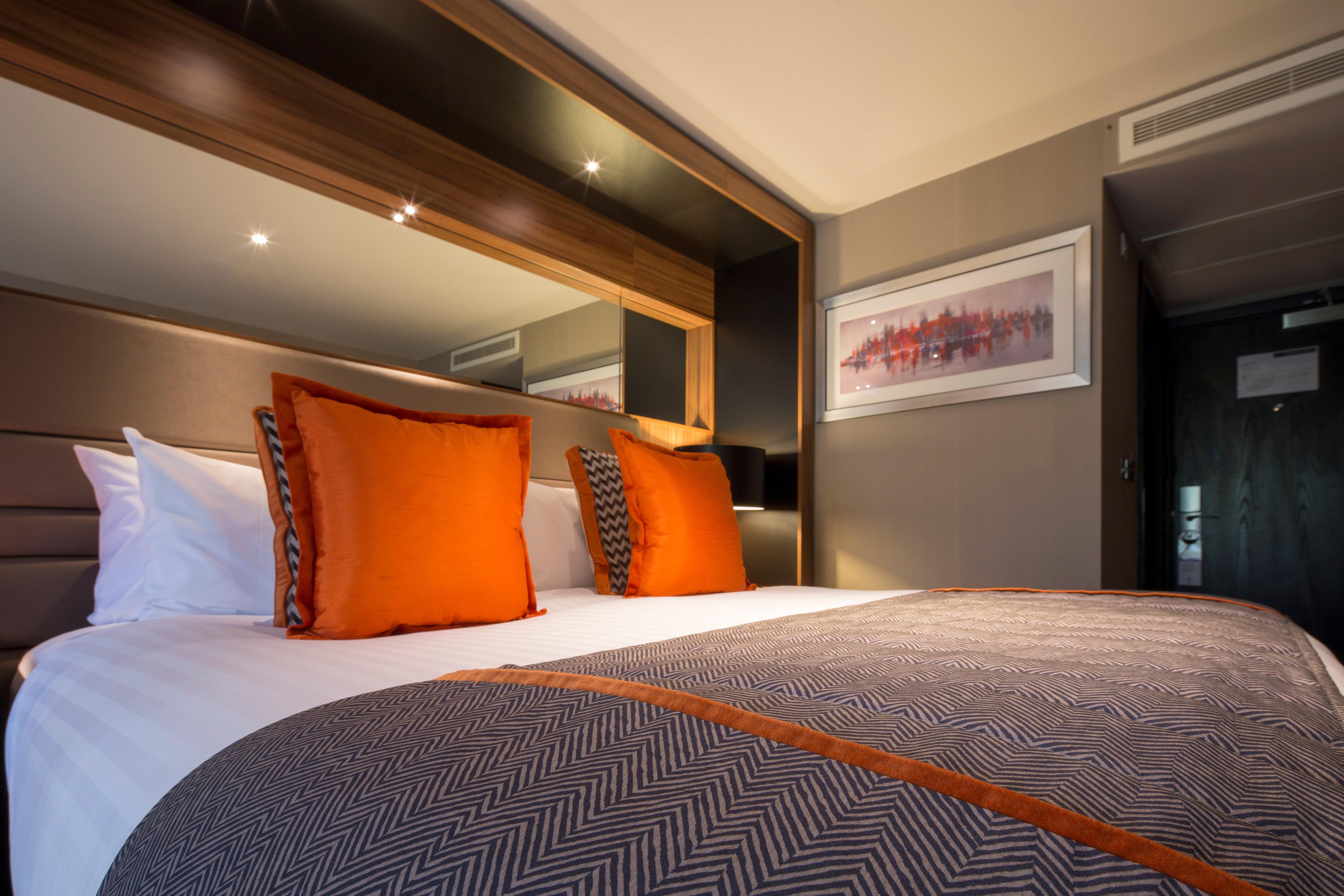 Crowne Plaza Gerrards Cross By Ihg Hotel Beaconsfield Bagian luar foto