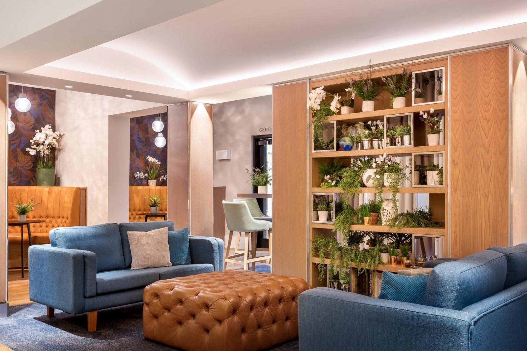 Crowne Plaza Gerrards Cross By Ihg Hotel Beaconsfield Bagian luar foto